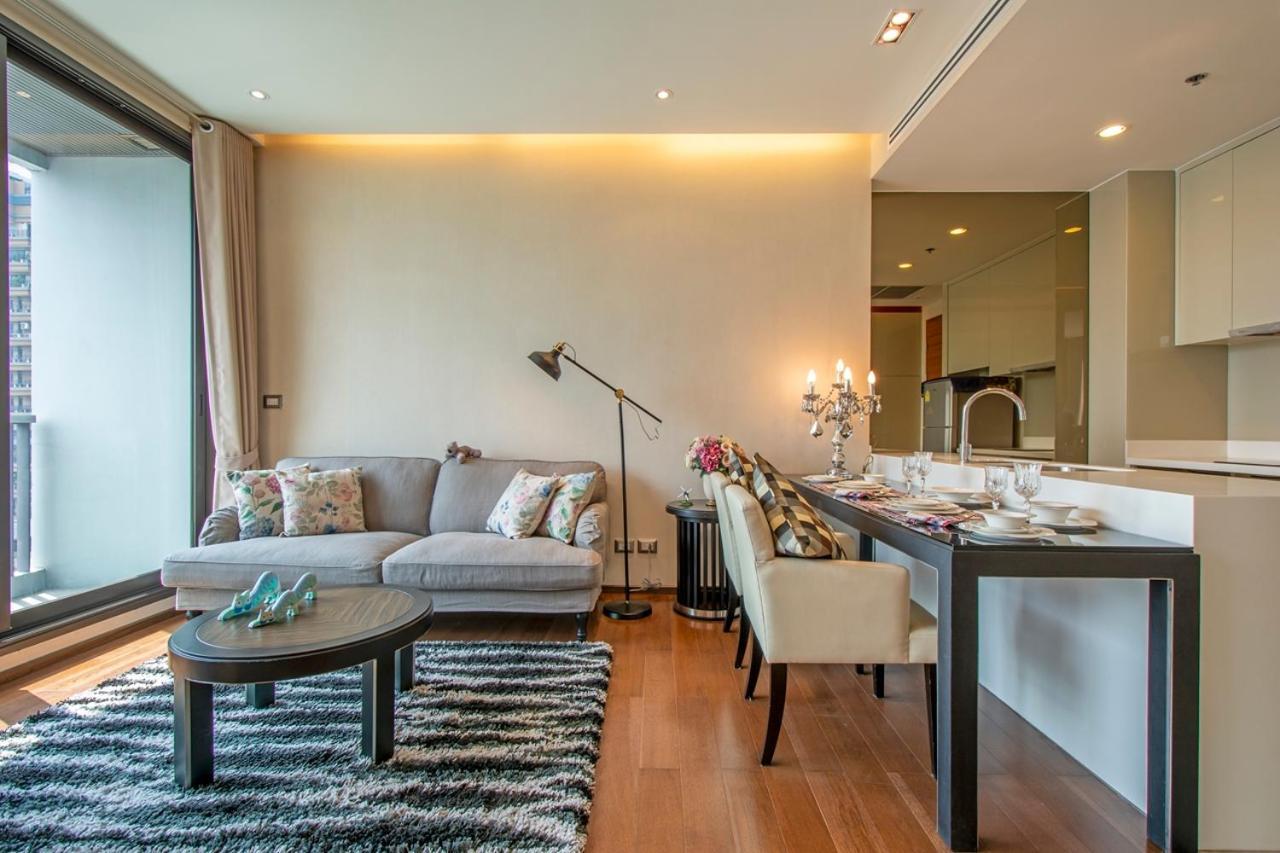 Luxury 1Bed 1Bath 300M Bts Phrom Phong, Emporium Emsphere Emquartier Bangkok Exterior photo